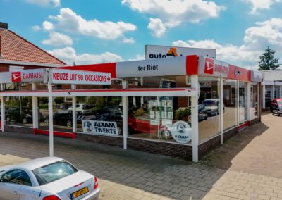 Auto ter Riet - Voorzijde